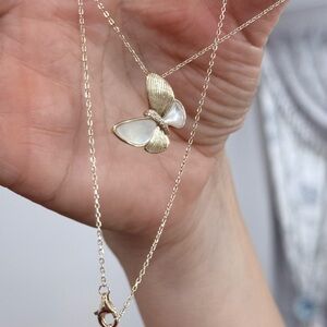 Elegant Gold Butterfly Pendant Necklace